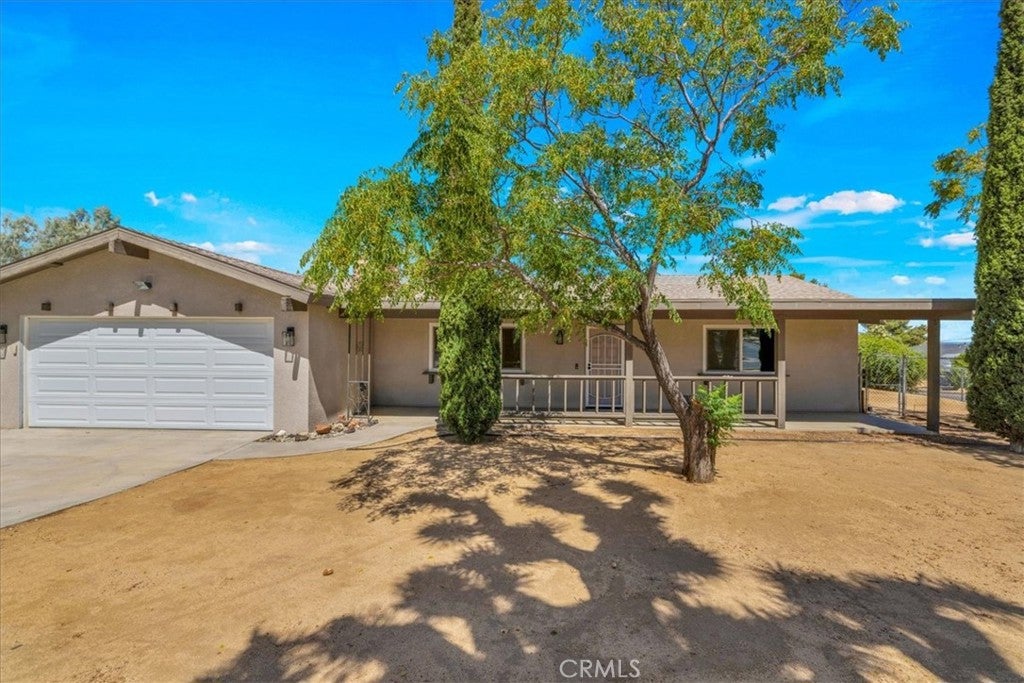 56388 Tamarisk Avenue