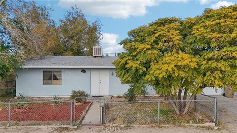 16362 Pine Street Hesperia CA 92345