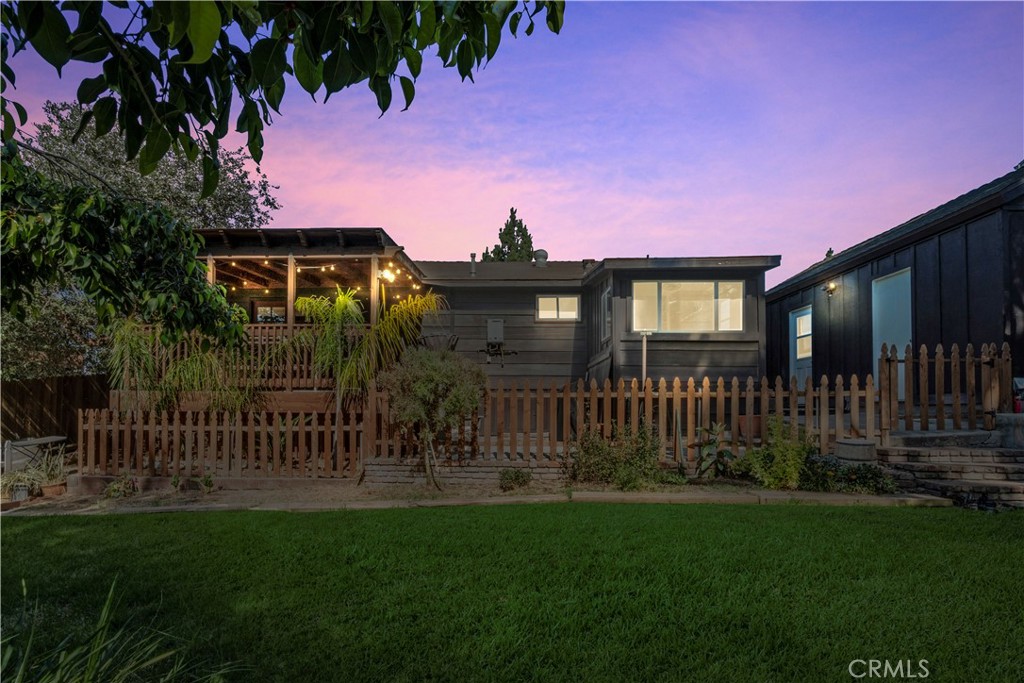 26357 Hillcrest Avenue