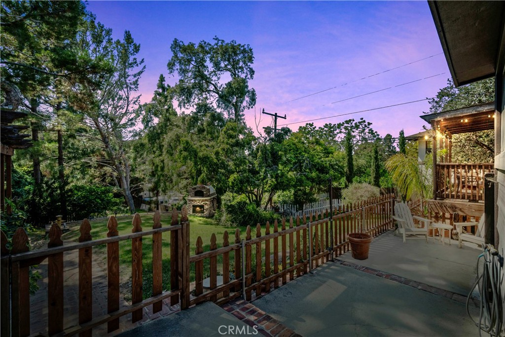 26357 Hillcrest Avenue