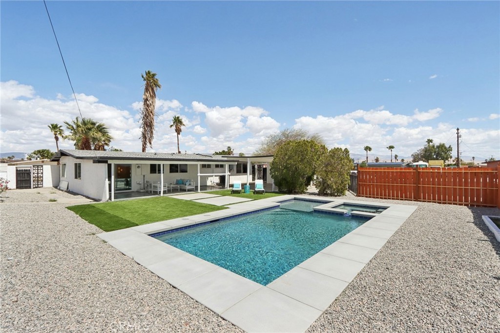 Gateway Highlands (33107) - Residential