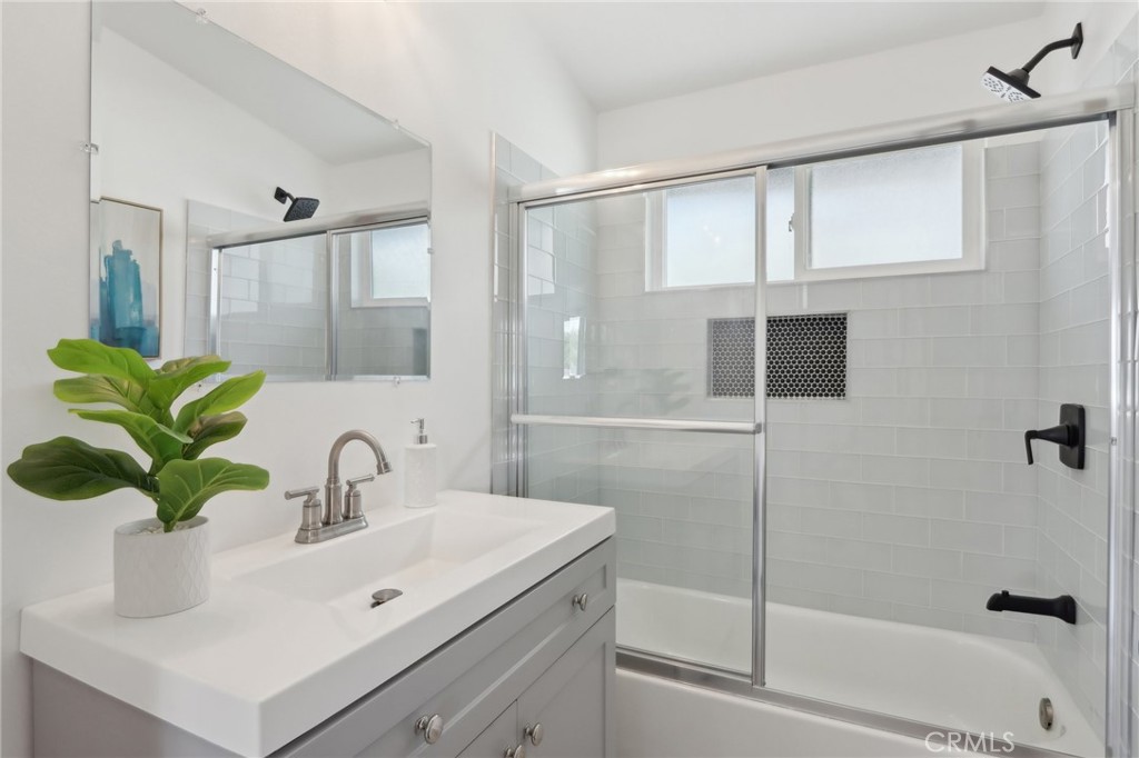 Gateway Highlands (33107) - Residential