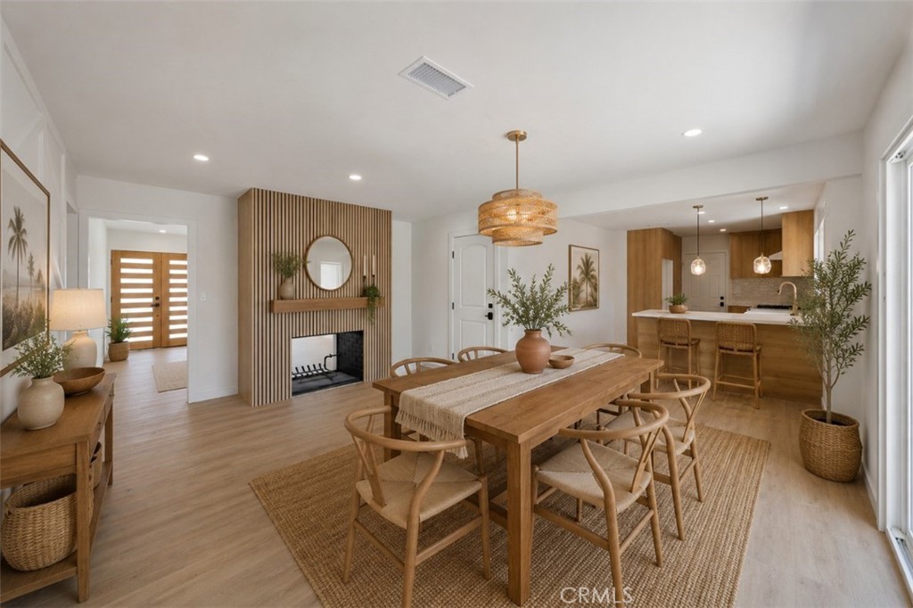 708 W Harding