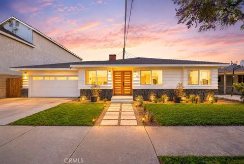 Photo of 708 W Harding AVE, Montebello, CA 90640 (MLS # WS26112673)
