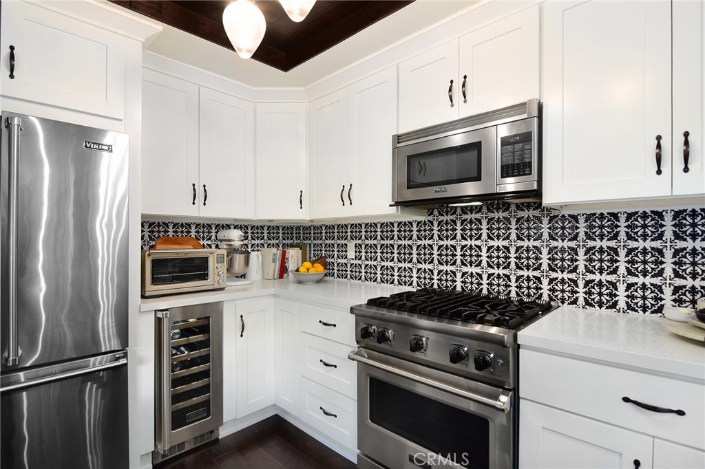 5535 Shadow Canyon