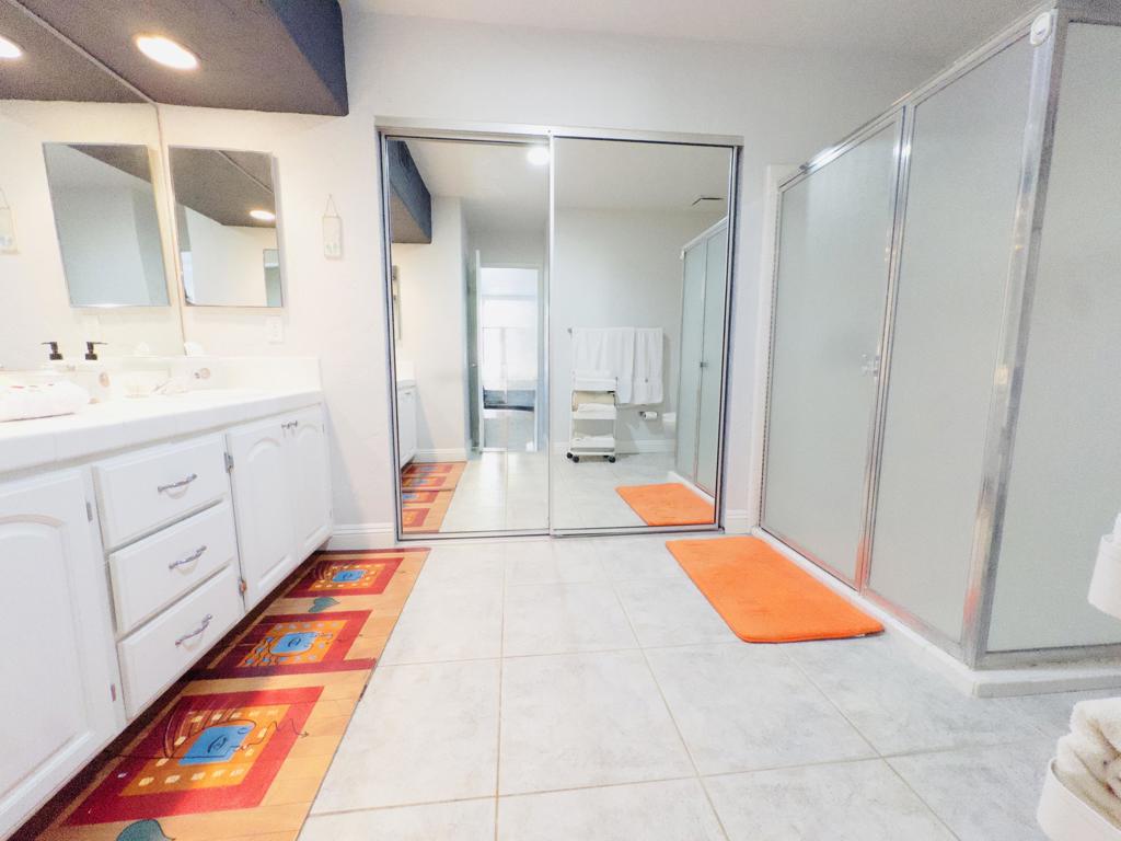 Rancho Las Palmas C. - Residential Lease