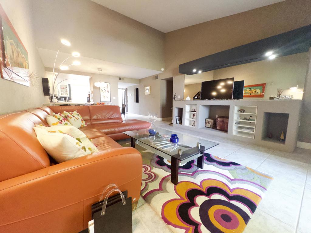 Rancho Las Palmas C. - Residential Lease
