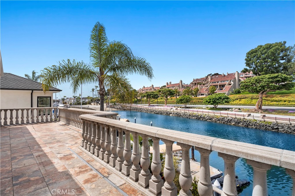 Harbor Island ""Drive"" (HIDC) - Residential Lease