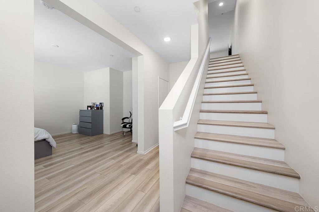 5215 Surfwalk Way 140