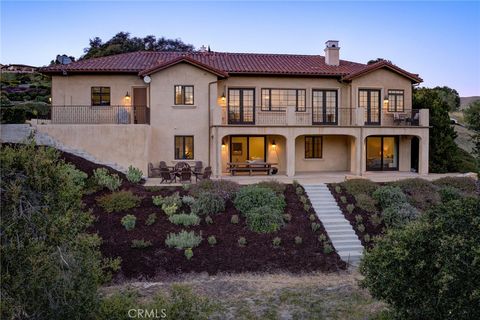 Photo of 250 Mission Springs Rd, Arroyo Grande, CA 93420 (MLS # SC26050727)