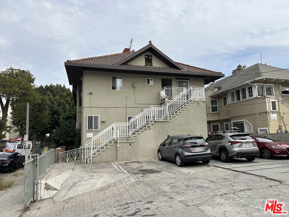 2300 W 12th Street