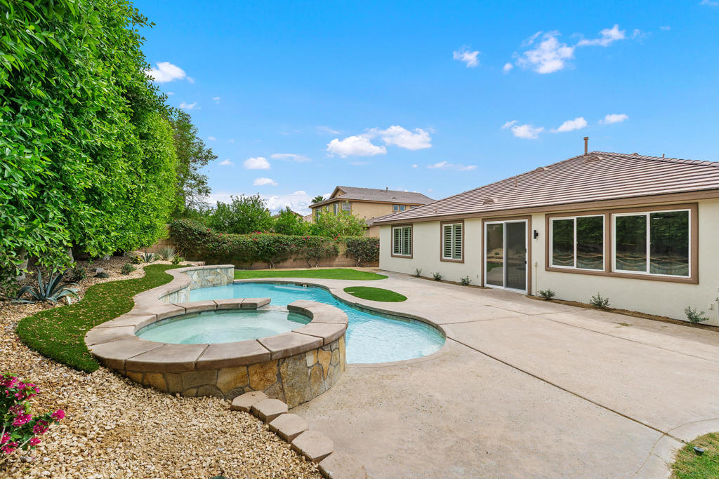 82372 Padova Drive