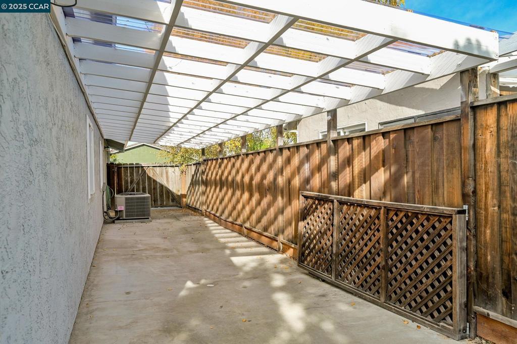 PLEASANT MEADOWS - Residential