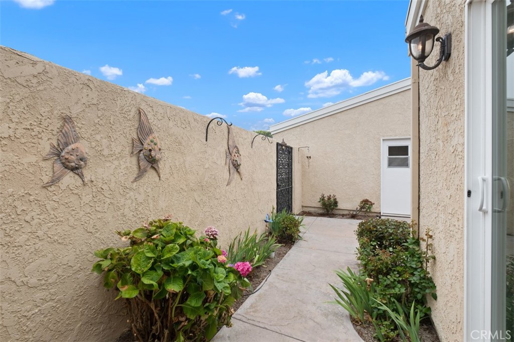 Monarch Summit I (MS1) - Residential Lease