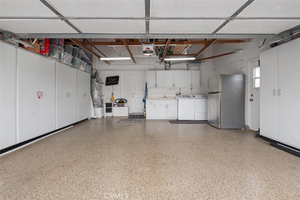 Monarch Summit I (MS1) - Residential Lease