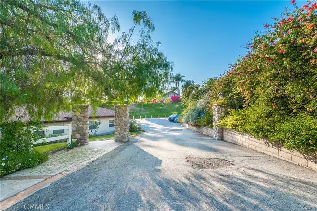 792 El Vallencito Drive