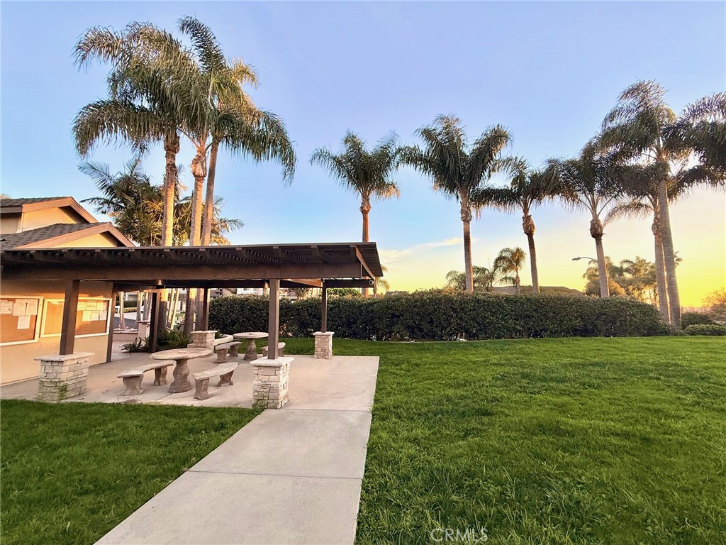 Quissett Bay (QB) - Residential