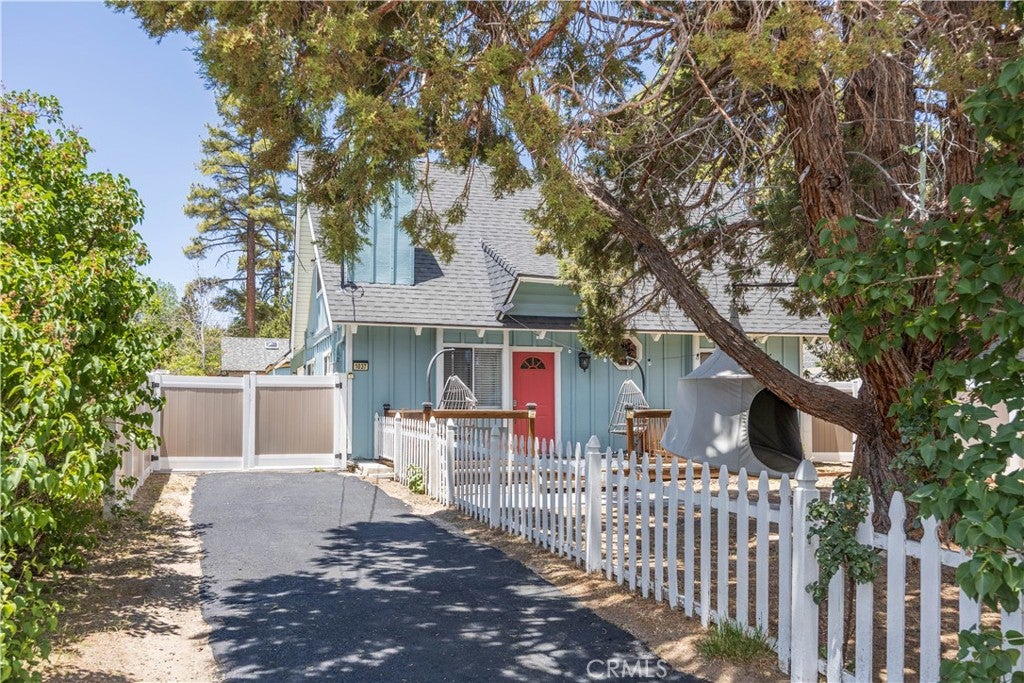 1037 Sequoia Drive