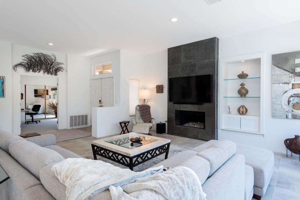 Rancho Mirage C.C. - Residential Lease