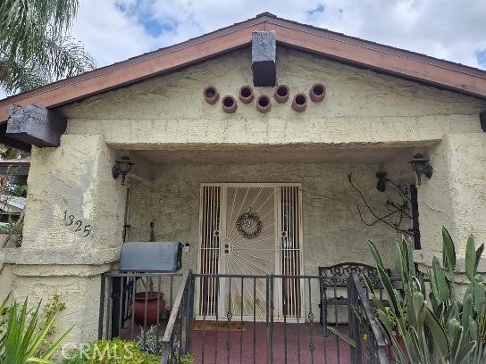 1325 Perris
