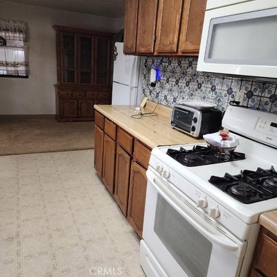 1325 PERRIS ST, SAN BERNARDINO, CA 92411 - Image 739bdc8e4fde4b7d36fa6925bf4b9e1f/4001985317