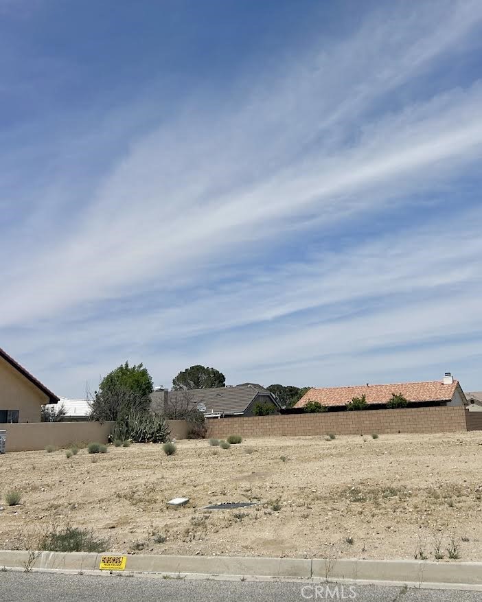 Are you in the market looking for amazing place to build your dream home, please look over this plot of land, all flat, ready to build your future project.
Lot is located in the Community of Silver Lake a private all-age community close to schools, shopping, the Lake and golf course just to name a few features.
Please drive by to see it ! ! !