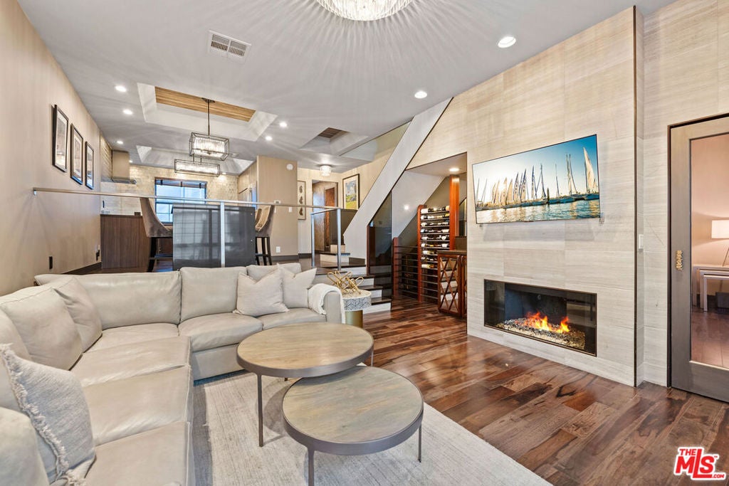 36 Navy Street 3, Venice CA 90291