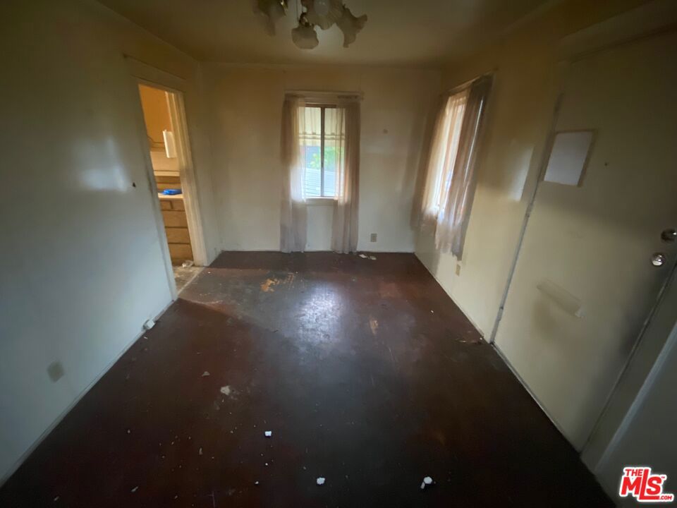 5220 Raphael Street