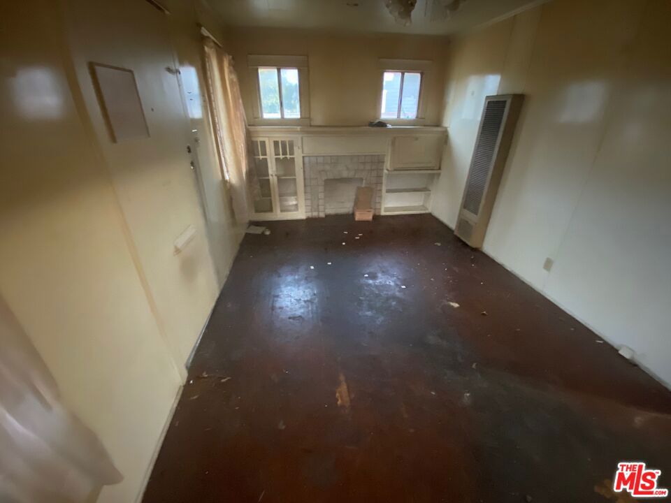 5220 Raphael Street