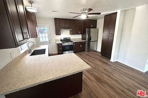 Photo of 2531 Manhattan Avenue, Montrose, CA 91020 (MLS # 26660523)