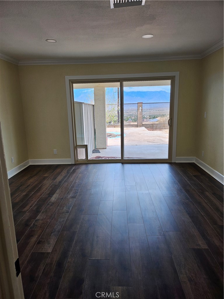 Vista Del Valle (34022) - Residential Lease