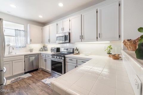 Tiny photo for 148 Beach Side Court #148, Ventura, CA 93001 (MLS # V1-37283)