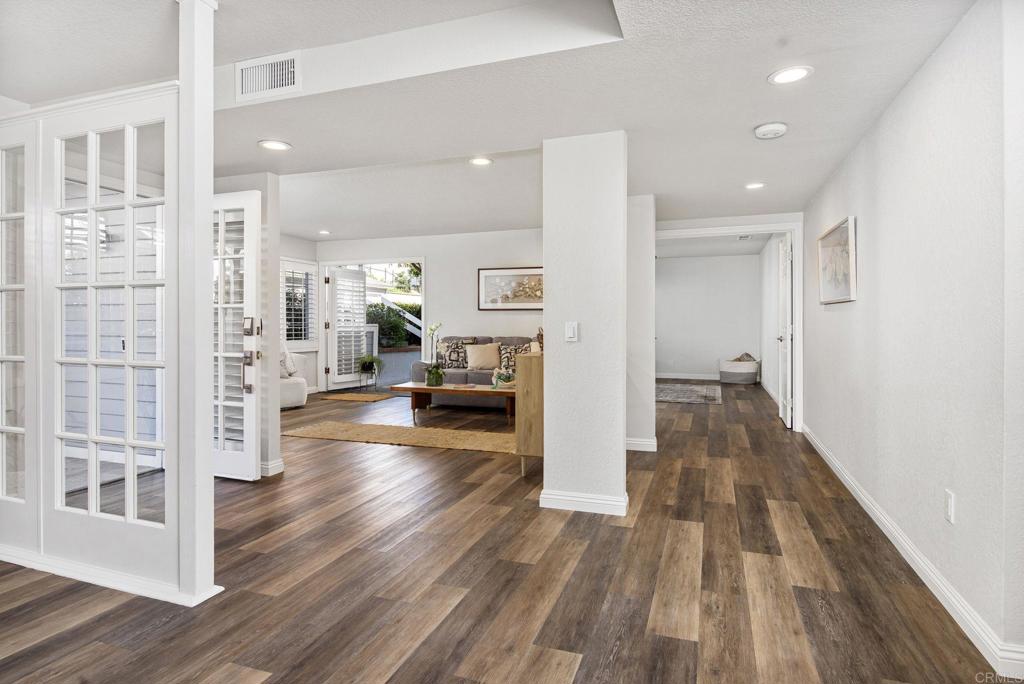 2168 S Coast Highway