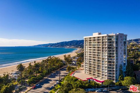 Photo of 201 Ocean Avenue #1706P, Santa Monica, CA 90402 (MLS # 25548409)