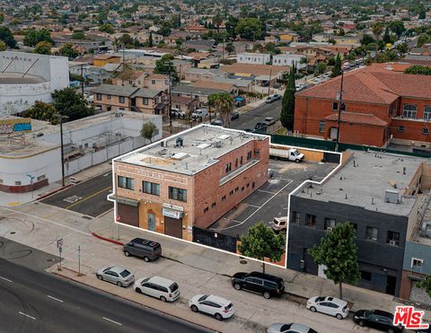 Photo of 8629 S Vermont Avenue, Los Angeles, CA 90044 (MLS # 26656519)