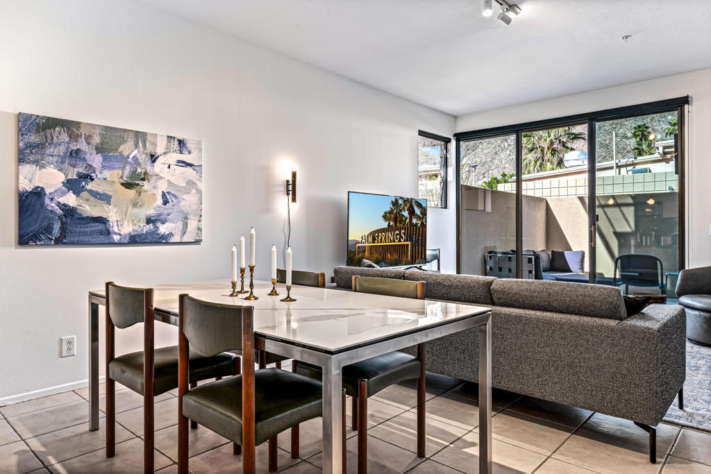 48 @ Arenas - Residential