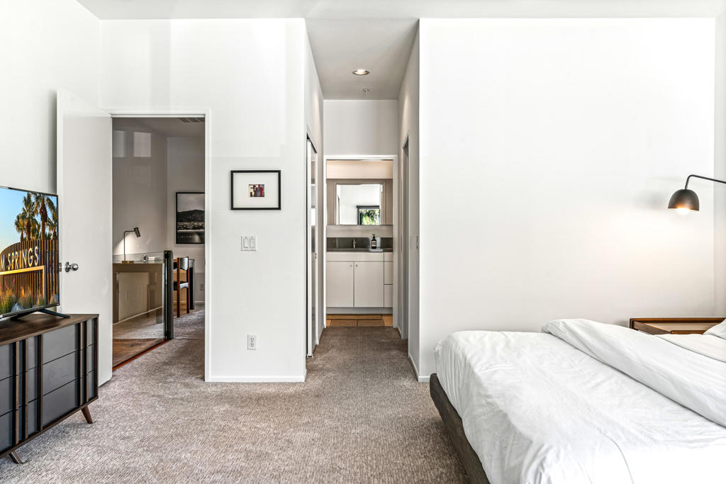 48 @ Arenas - Residential