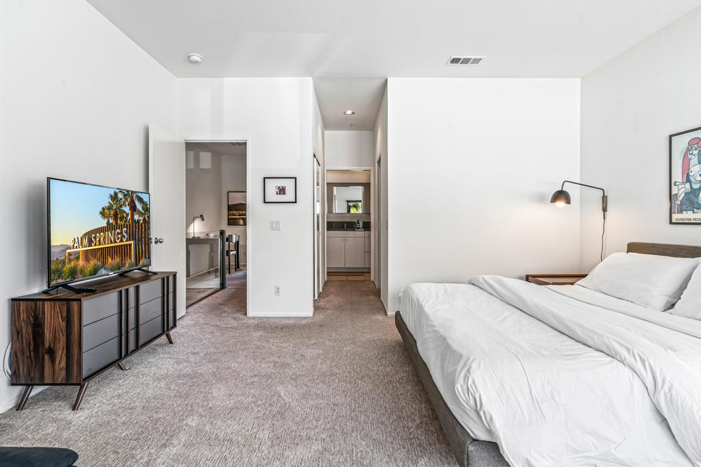 48 @ Arenas - Residential