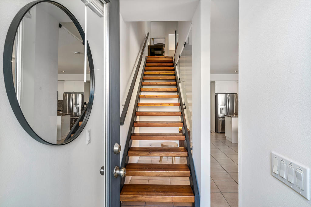 48 @ Arenas - Residential