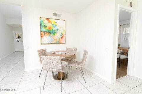 Tiny photo for 2676 Castillo Circle, Thousand Oaks, CA 91360 (MLS # 226004836)