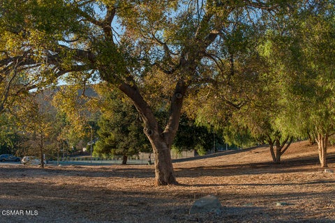 Tiny photo for 2676 Castillo Circle, Thousand Oaks, CA 91360 (MLS # 226004836)