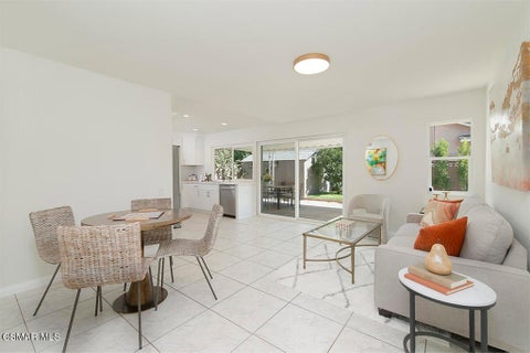 Tiny photo for 2676 Castillo Circle, Thousand Oaks, CA 91360 (MLS # 226004836)