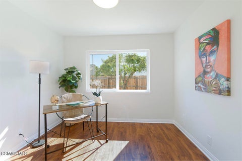 Tiny photo for 2676 Castillo Circle, Thousand Oaks, CA 91360 (MLS # 226004836)