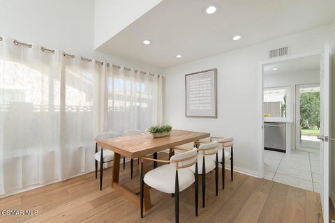 Tiny photo for 2676 Castillo Circle, Thousand Oaks, CA 91360 (MLS # 226004836)