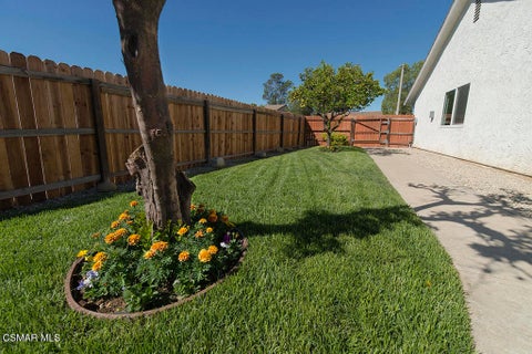 Tiny photo for 2676 Castillo Circle, Thousand Oaks, CA 91360 (MLS # 226004836)