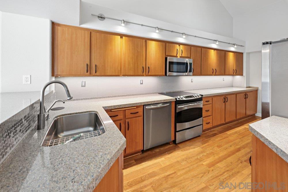 8585 Via Mallorca 238