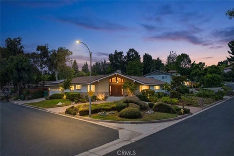 Photo of 10401 Wystone Avenue, Porter Ranch, CA 91326 (MLS # SR26137017)