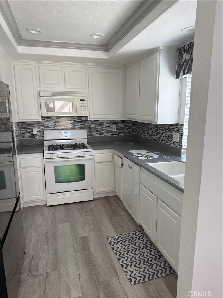 Huntington Landmark Townhomes (HLAN) - Residential