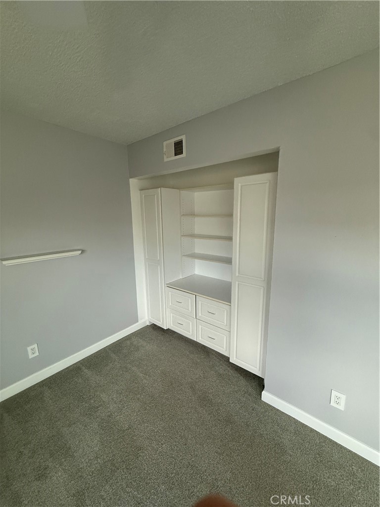 Huntington Landmark Townhomes (HLAN) - Residential