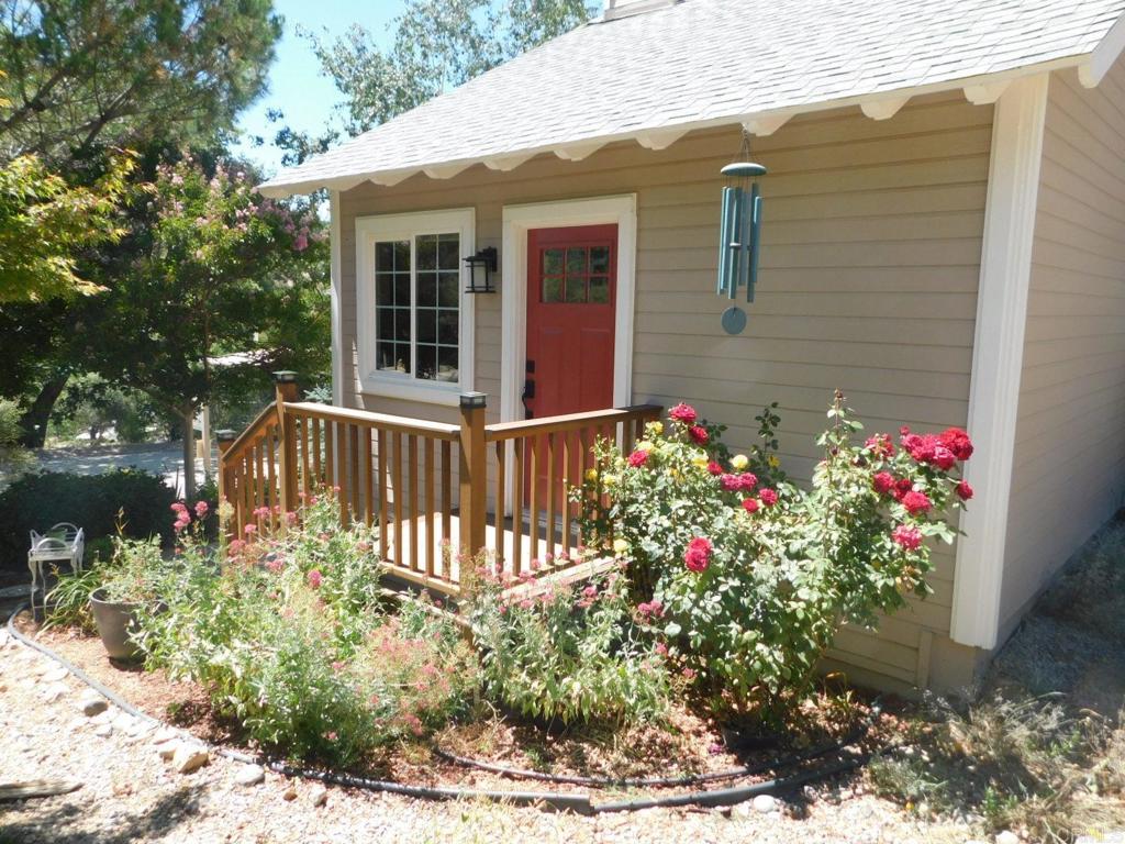 3355 Lakeview Drive